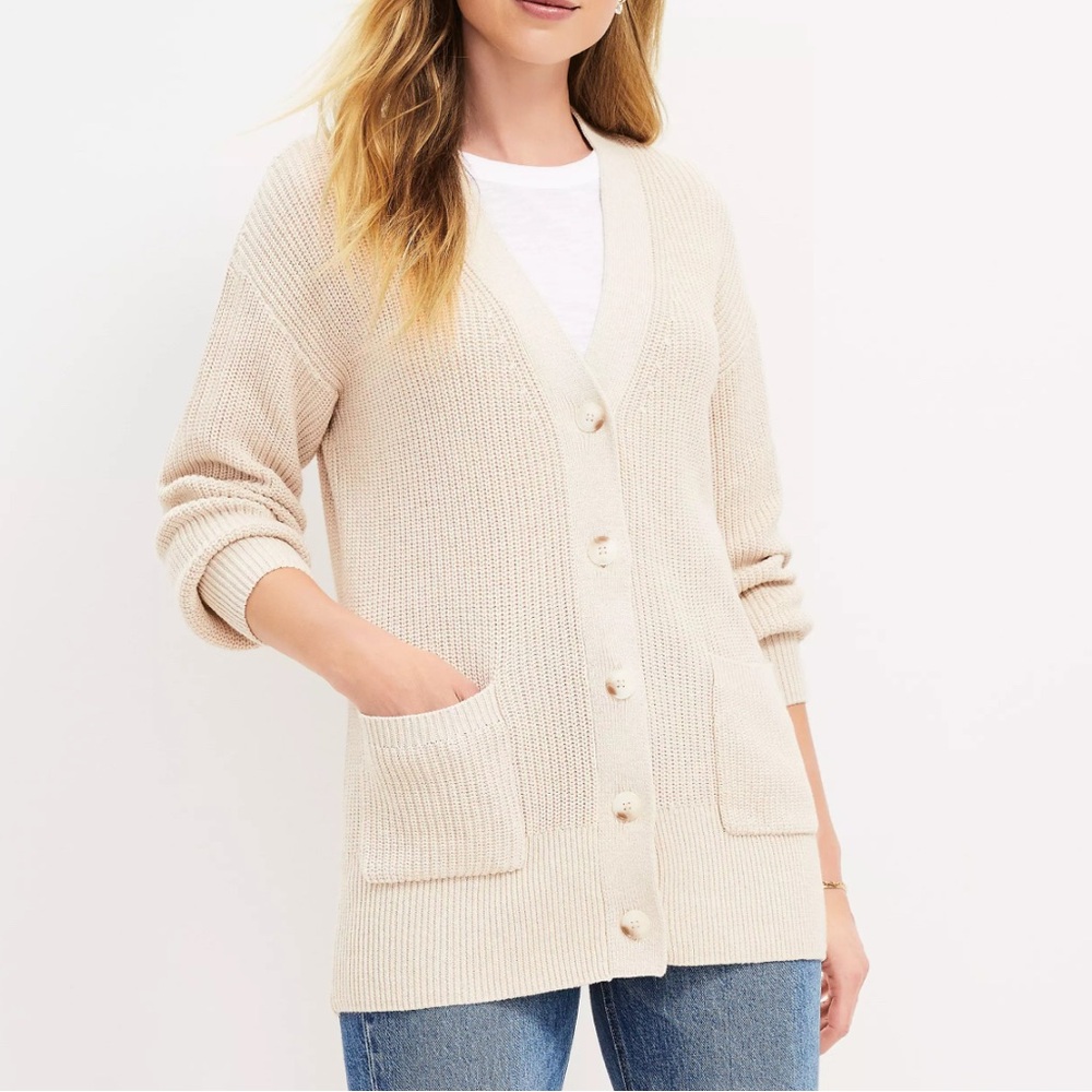 Loft Ribbed Cream Button-Up V- neckline cardigan w/front pockets Size Large